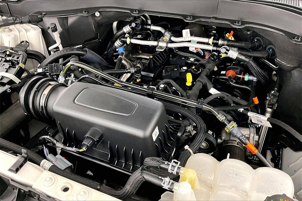 Used 2023 Ford Explorer XLT w/ Equipment Group 202A image 35