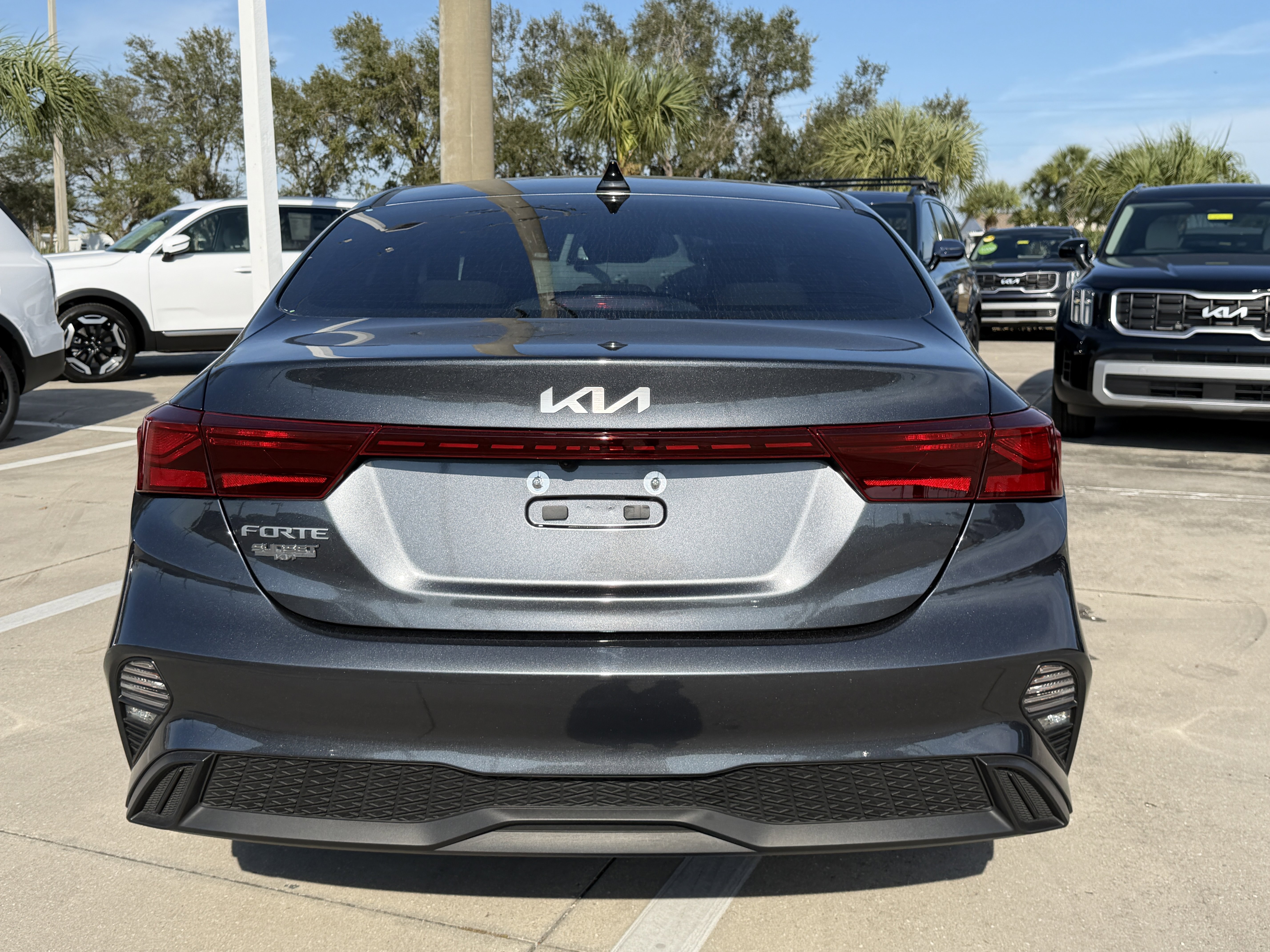 Certified 2023 Kia Forte LXS w/ LXS Technology Package image 5