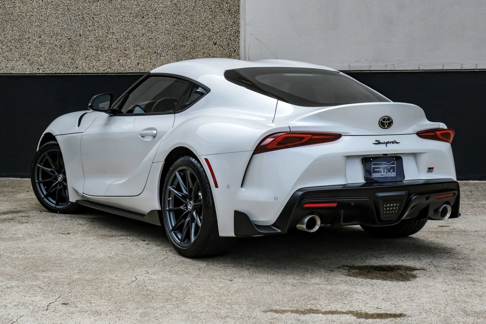 Used 2023 Toyota Supra Premium RWD image 11