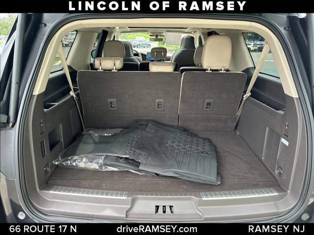 Used 2024 Lincoln Navigator L Reserve AWD/4WD image 6