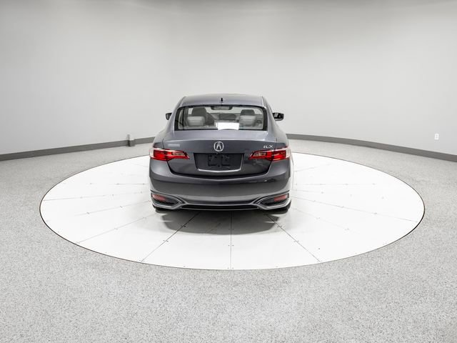 Used 2017 Acura ILX FWD image 32