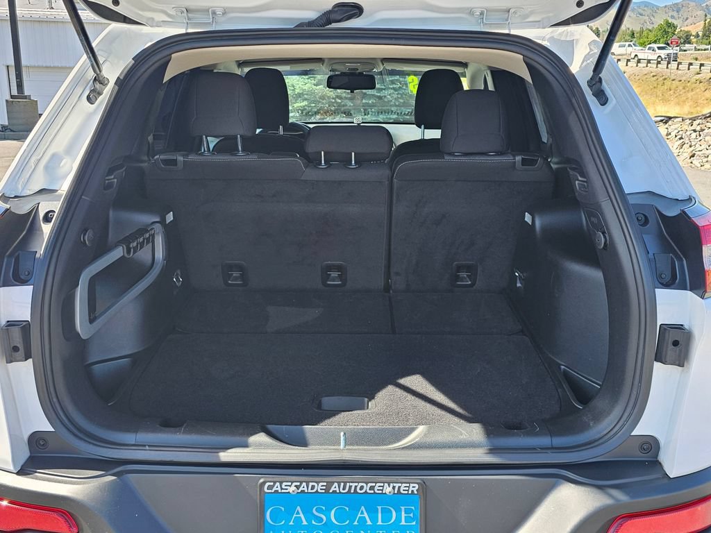 Used 2017 Jeep Cherokee Sport AWD/4WD image 21