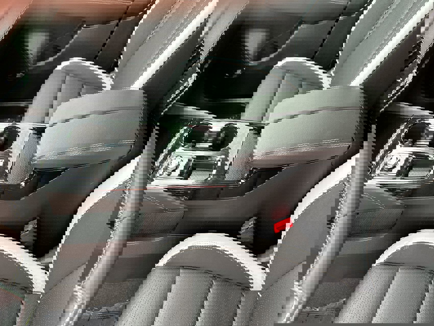 Used 2025 Buick Envision Sport Touring AWD/4WD image 20