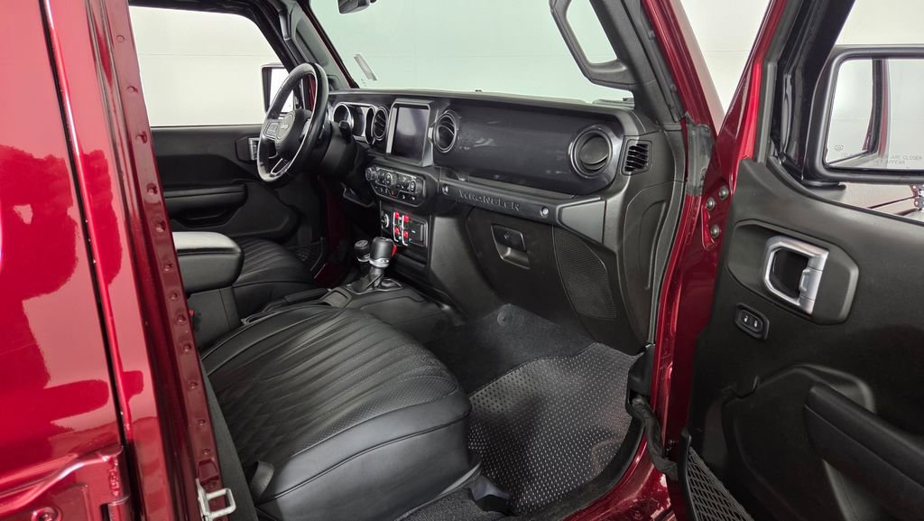 Used 2021 Jeep Wrangler Unlimited Sport image 36