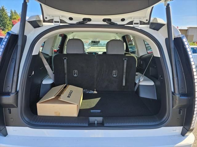New 2026 Hyundai Ioniq 9 SE AWD/4WD image 13