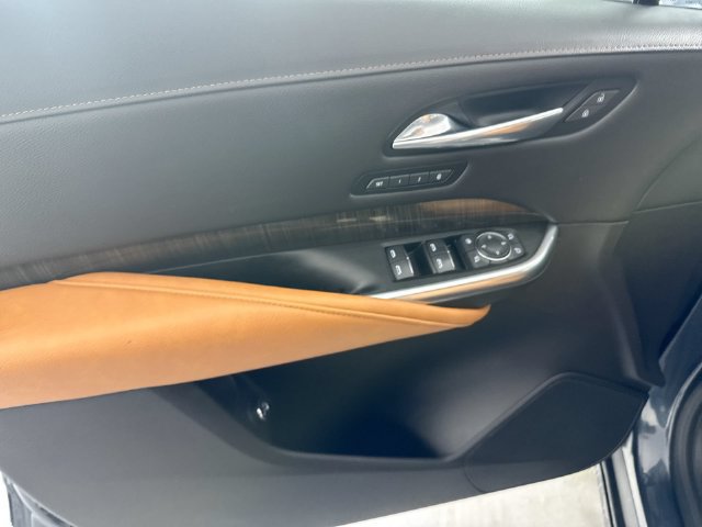 Used 2020 Cadillac XT4 Premium Luxury w/ Sun And Sound Package AWD/4WD image 20