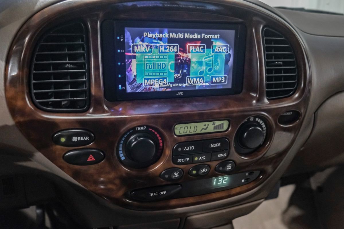 Used 2004 Toyota Sequoia SR5 image 22