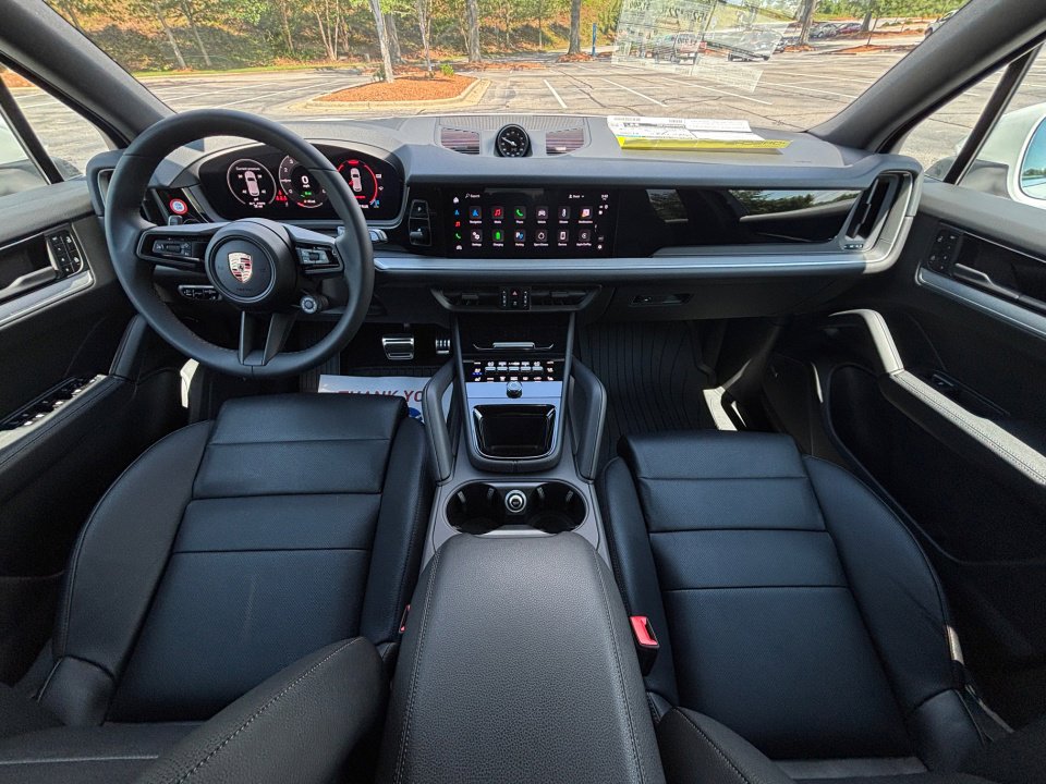 New 2025 Porsche Cayenne S AWD/4WD image 18