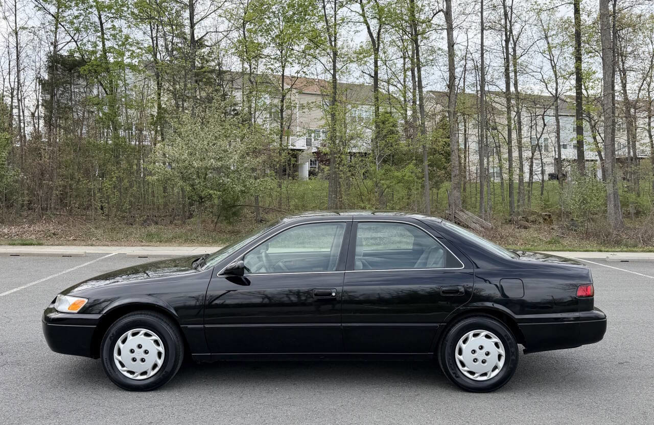 Used 1997 Toyota Camry CE FWD image 2