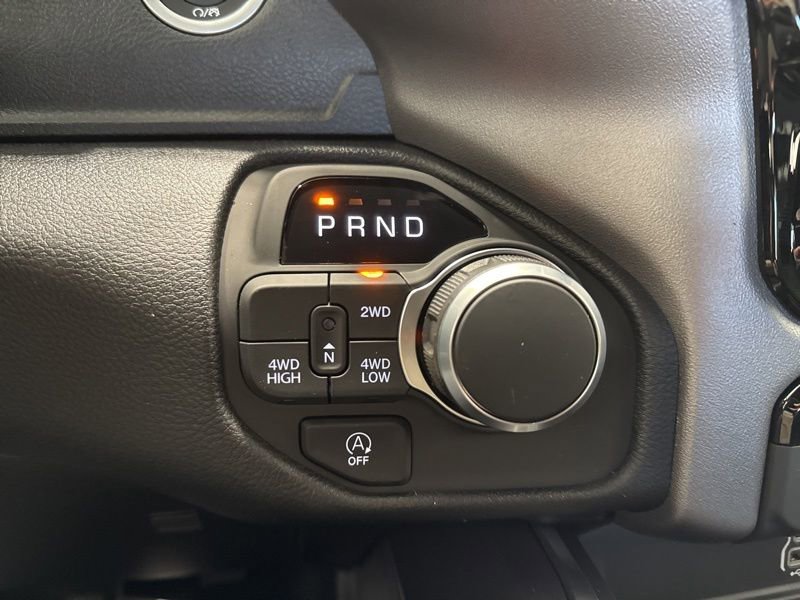 New 2026 RAM 1500 Express AWD/4WD image 31
