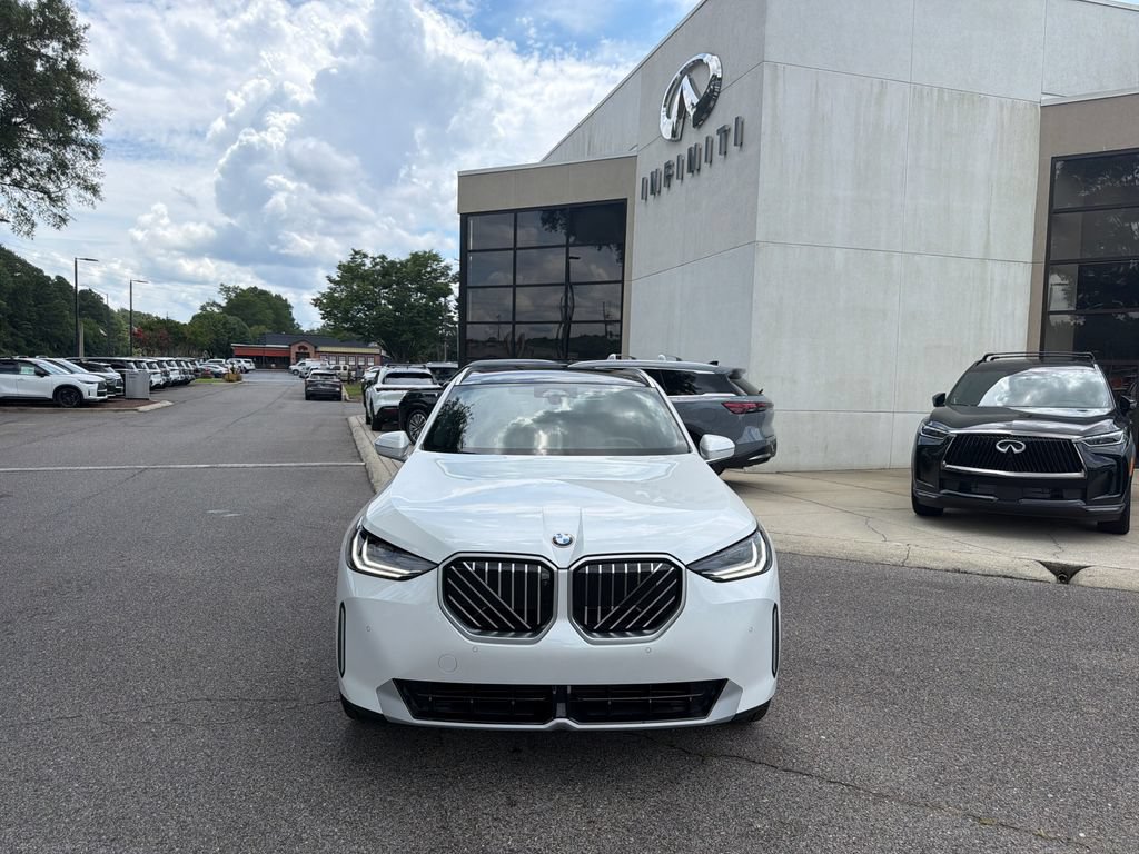Used 2025 BMW X3 xDrive30i w/ Premium Package AWD/4WD image 5