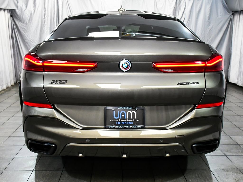 Used 2023 BMW X6 xDrive40i w/ Executive Package image 5
