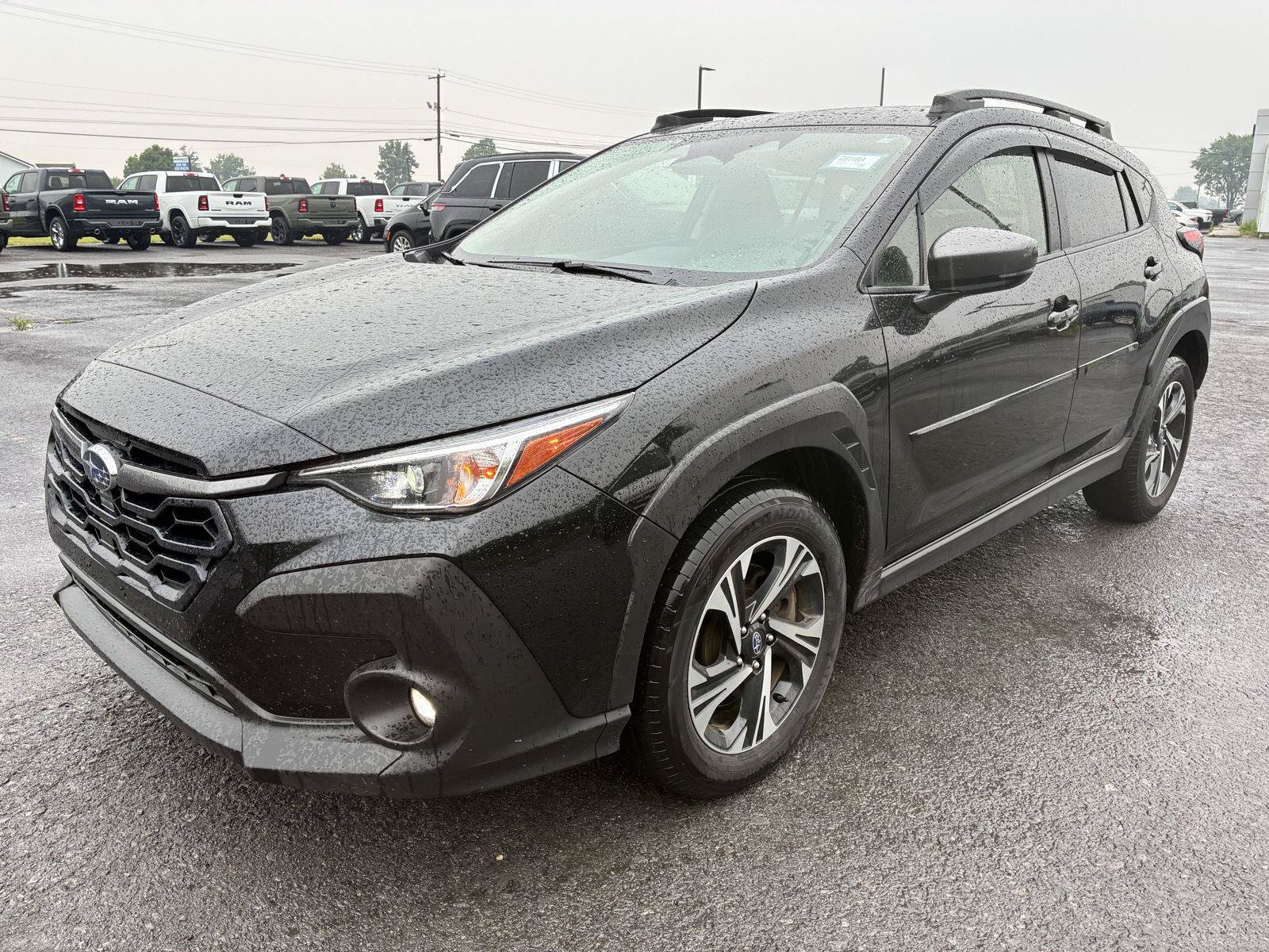Used 2024 Subaru Crosstrek 2.0i Premium AWD/4WD image 3