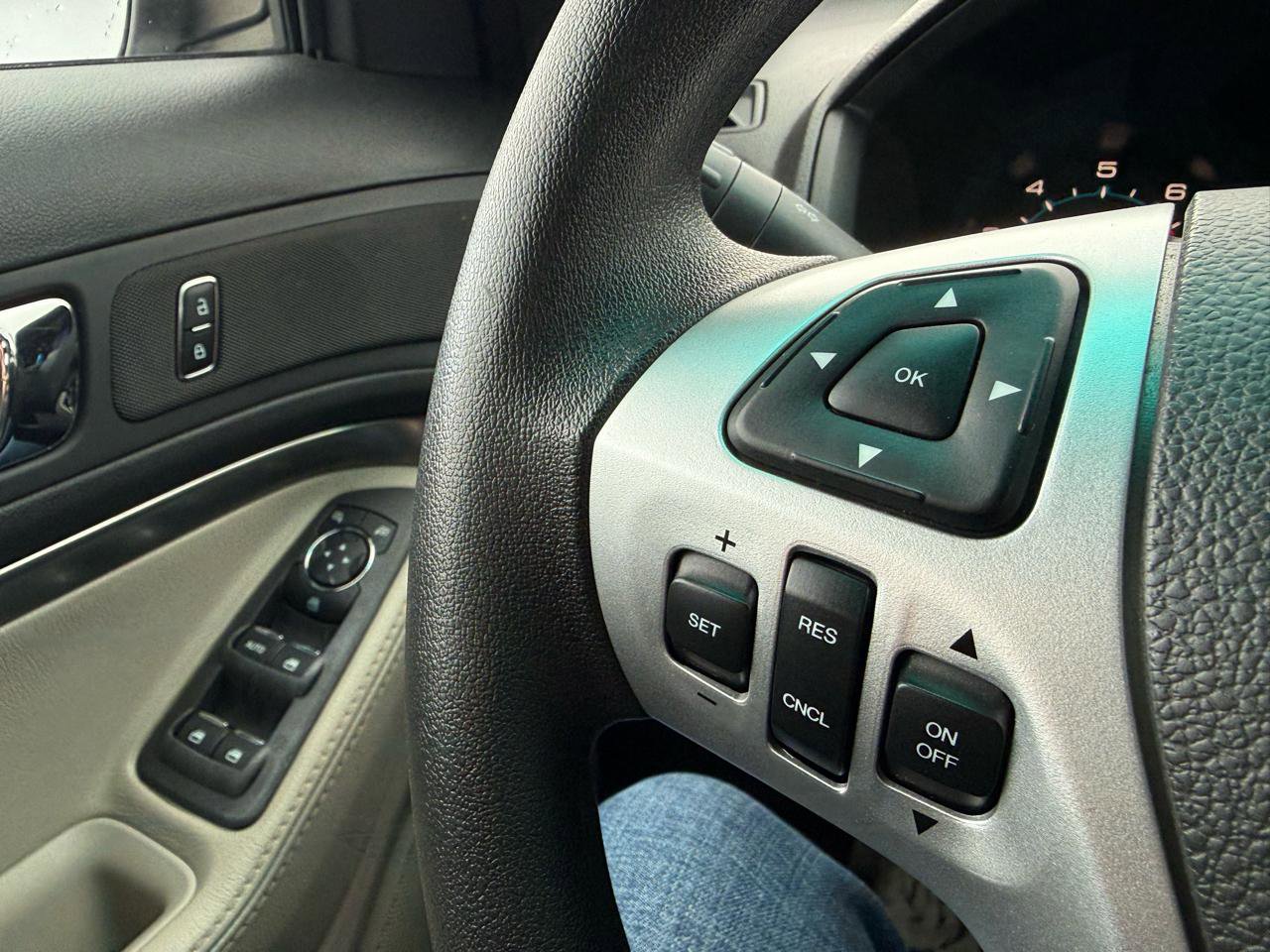 Used 2014 Ford Explorer 4WD image 22