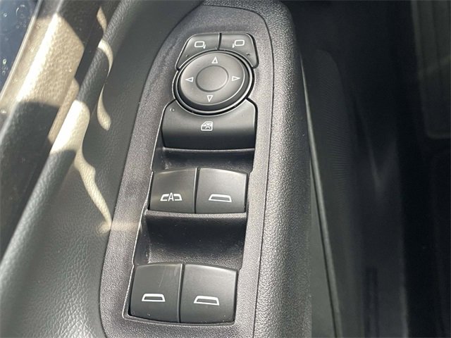 Used 2018 Chevrolet Equinox LT image 25