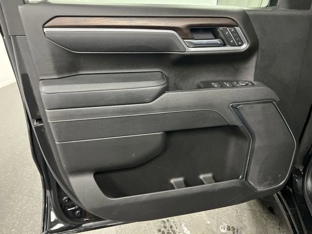 Certified 2025 GMC Sierra 1500 SLT AWD/4WD image 22