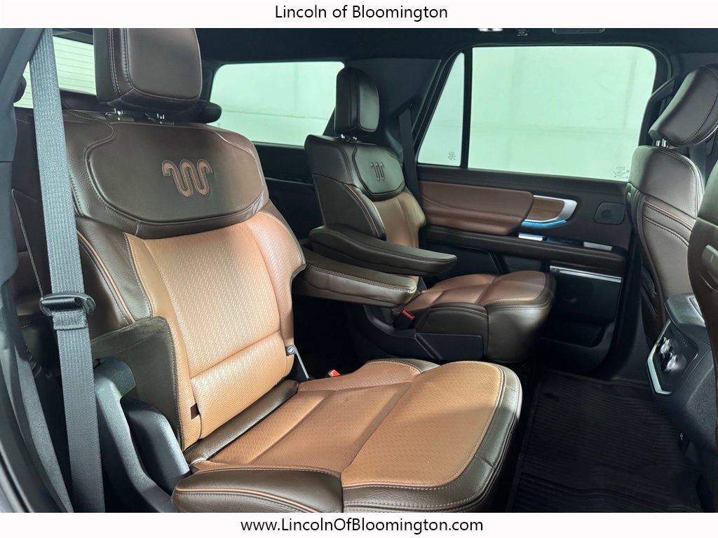 Used 2025 Ford Expedition King Ranch AWD/4WD image 11