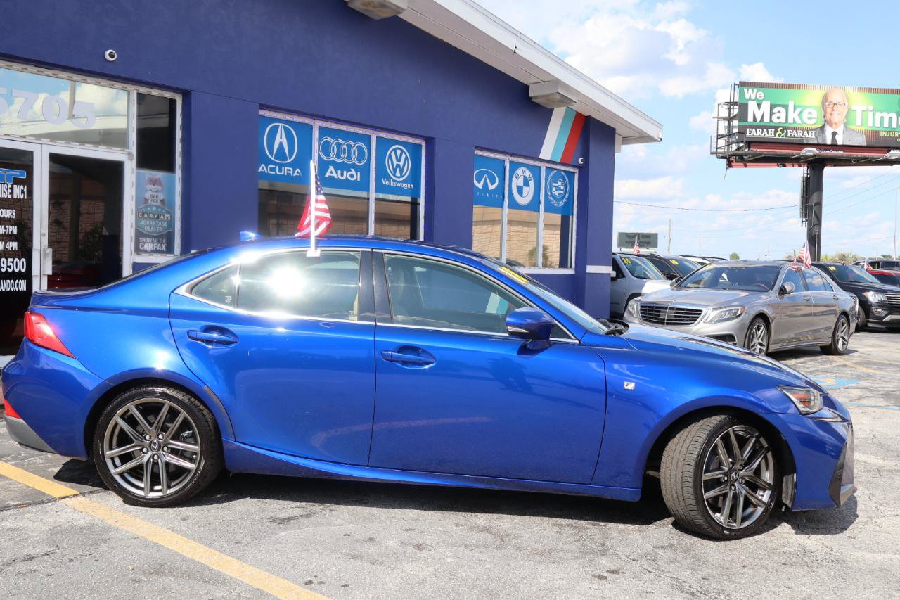 Used 2018 Lexus IS 300 F Sport w/ F Sport Package RWD image 5