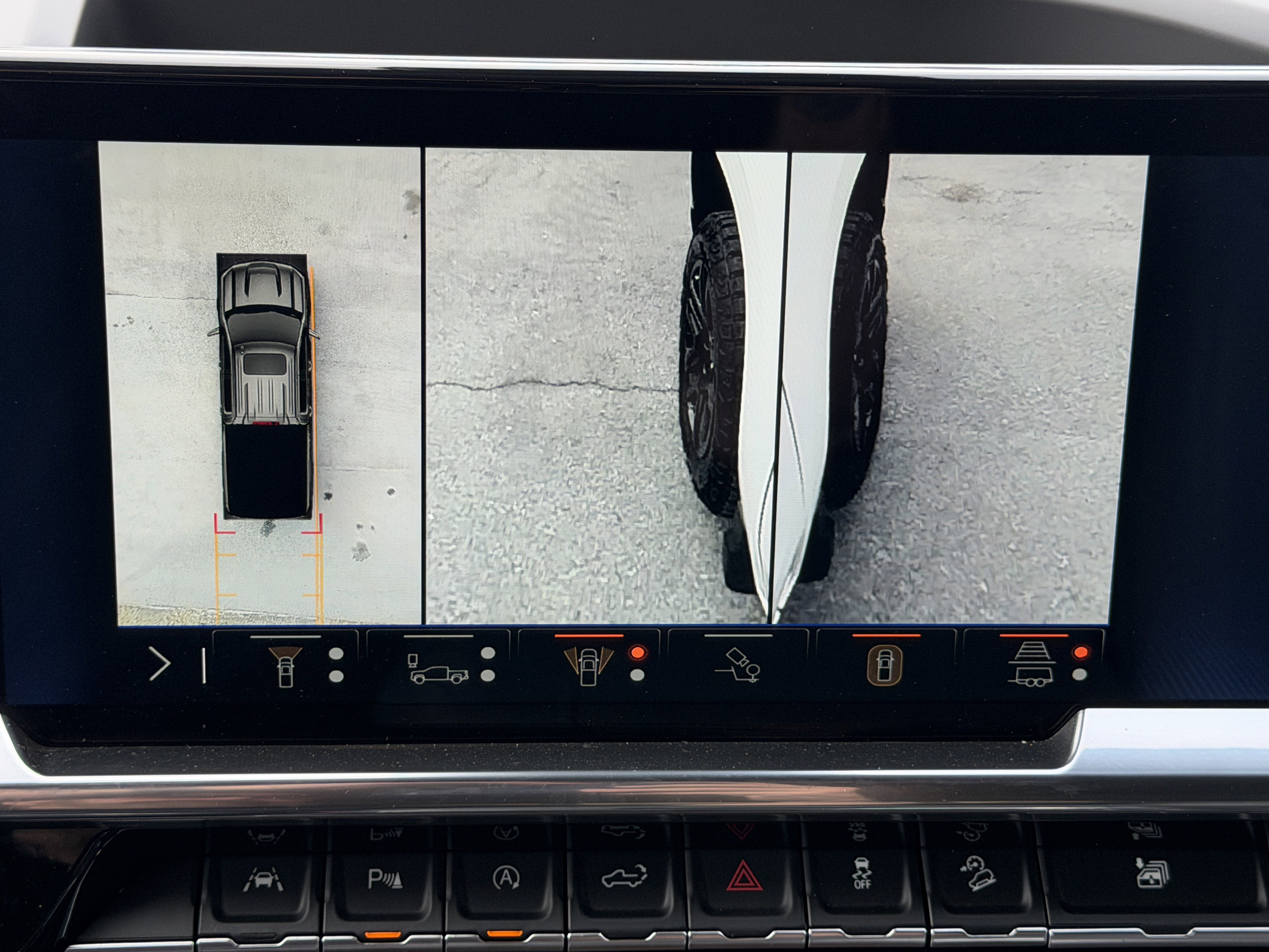 Used 2025 Chevrolet Silverado 1500 LT Trail Boss w/ LT Trail Boss Premium Package image 36