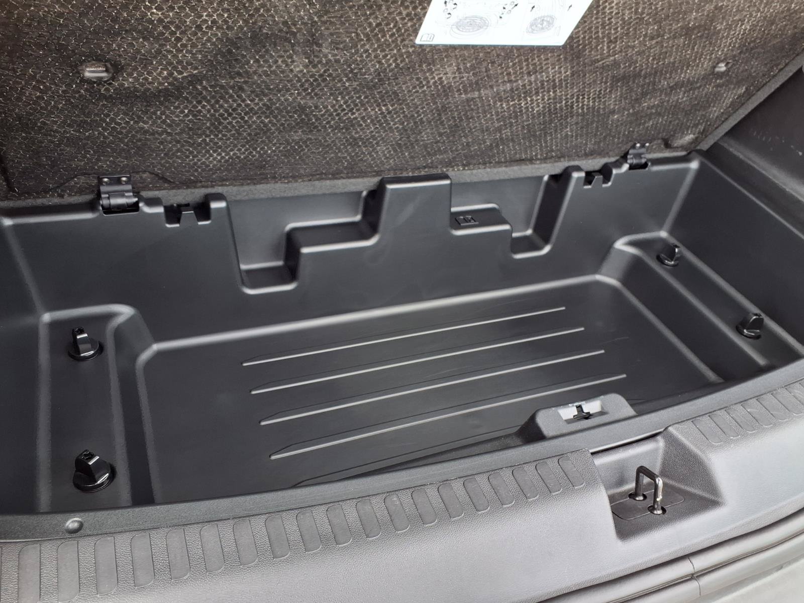 Used 2025 GMC Acadia Elevation w/ Elevation Premium Package FWD image 28