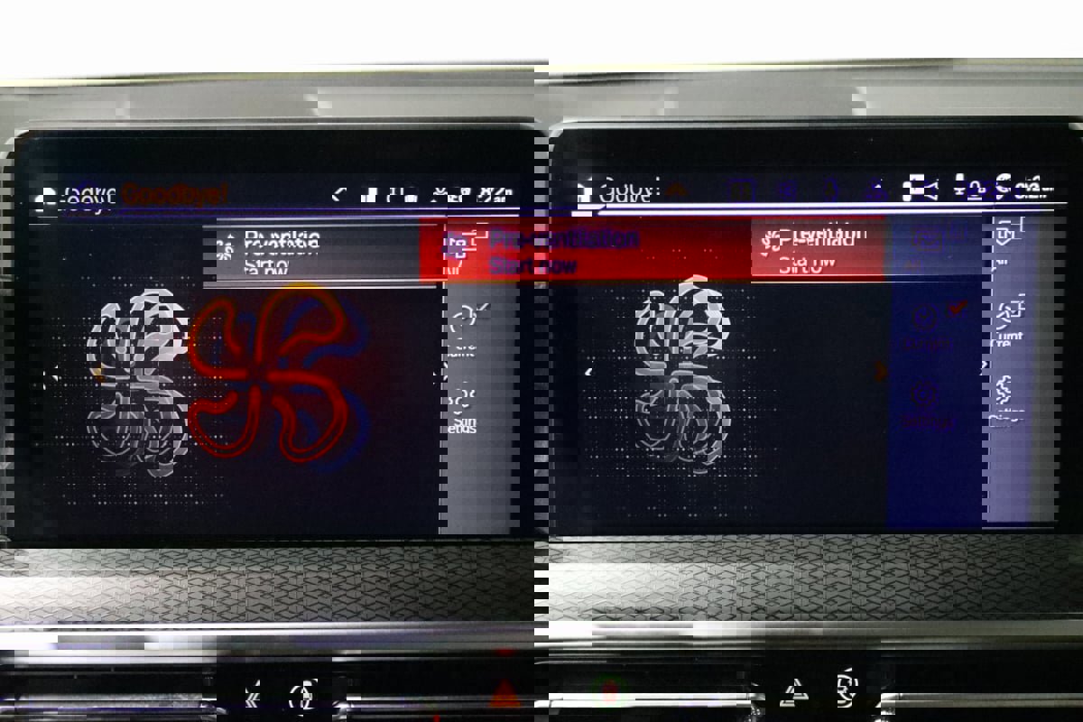 Used 2023 BMW X3 M40i w/ Premium Package image 46