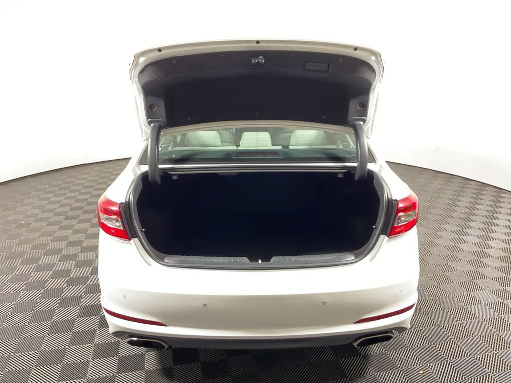 Used 2016 Hyundai Sonata Limited w/ Option Group 05 FWD image 16