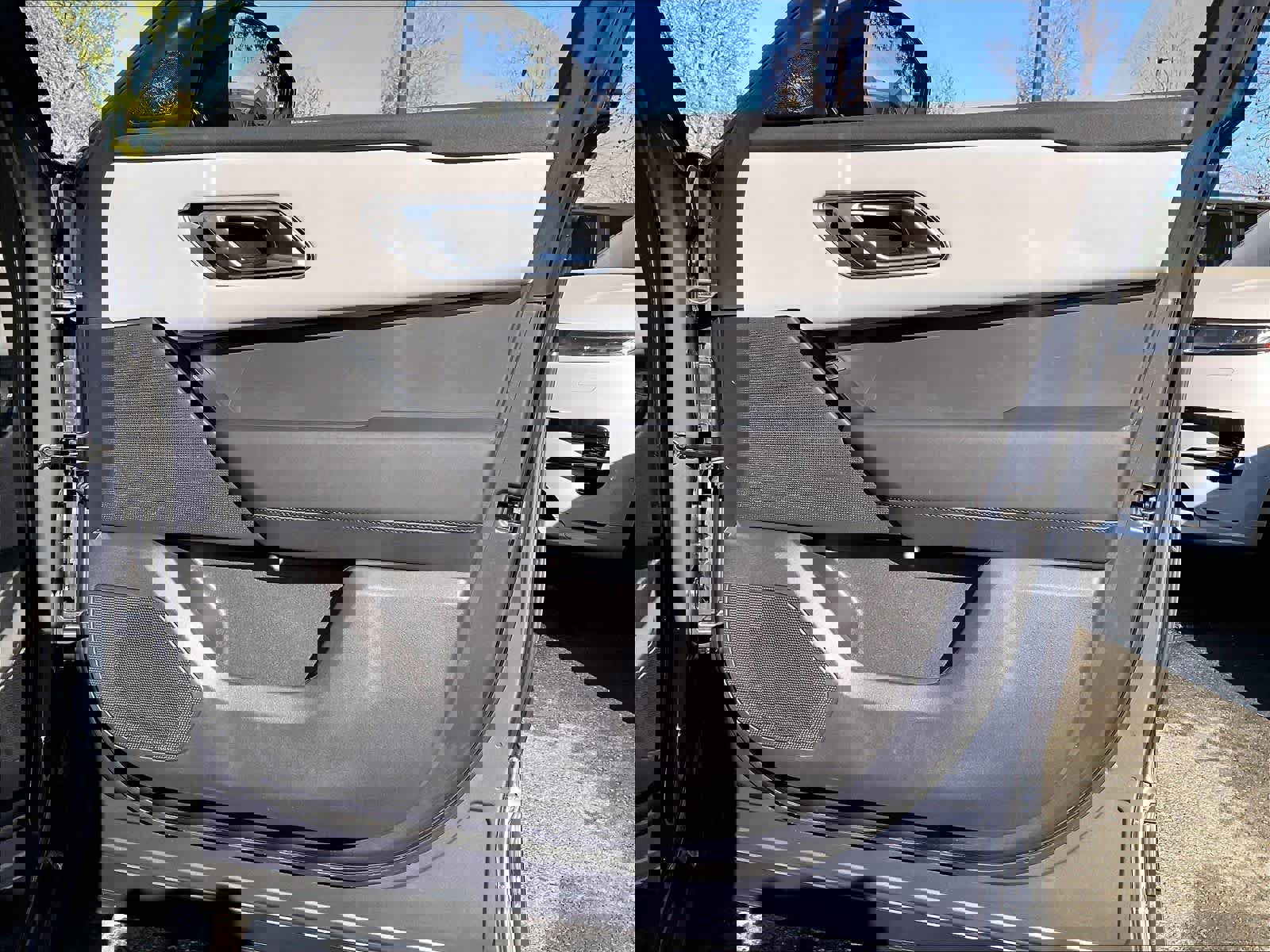 Used 2026 Land Rover Range Rover Velar S image 26