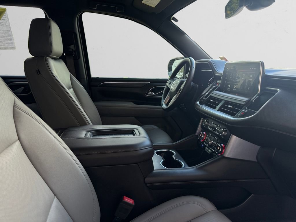 Used 2022 GMC Yukon SLT image 16