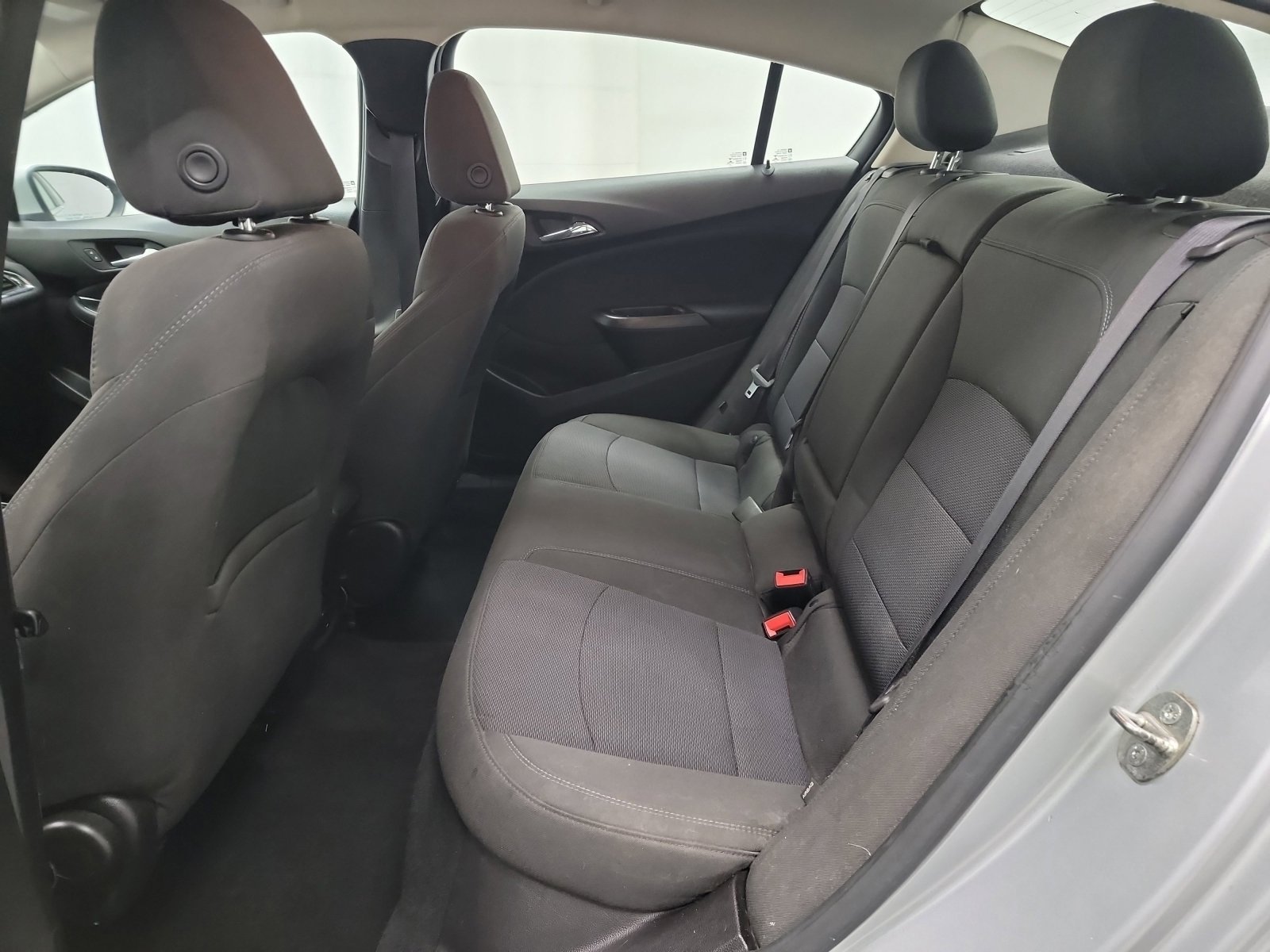 Used 2017 Chevrolet Cruze LT image 27