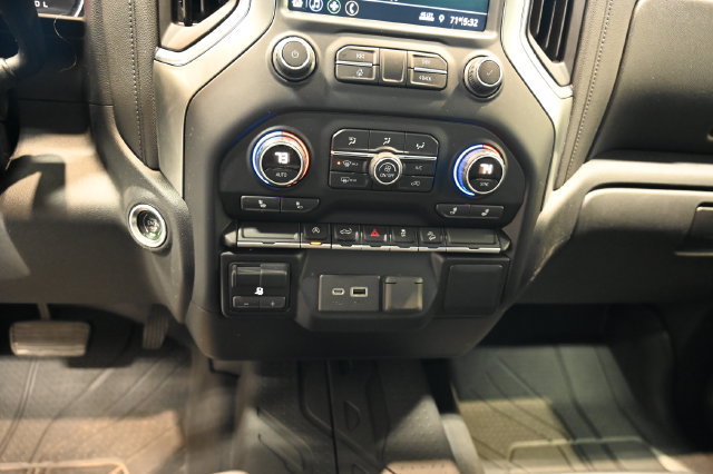 Used 2019 Chevrolet Silverado 1500 LT w/ All-Star Edition AWD/4WD image 18