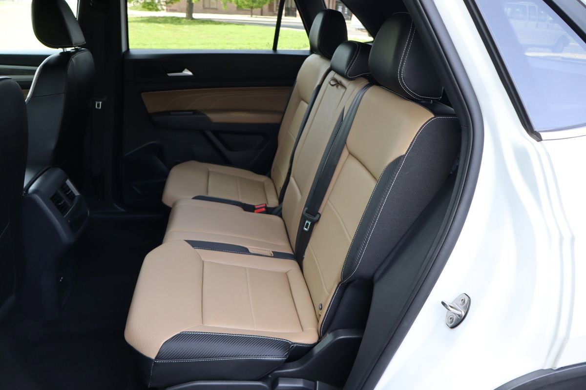 Used 2021 Volkswagen Atlas Cross Sport SE image 25