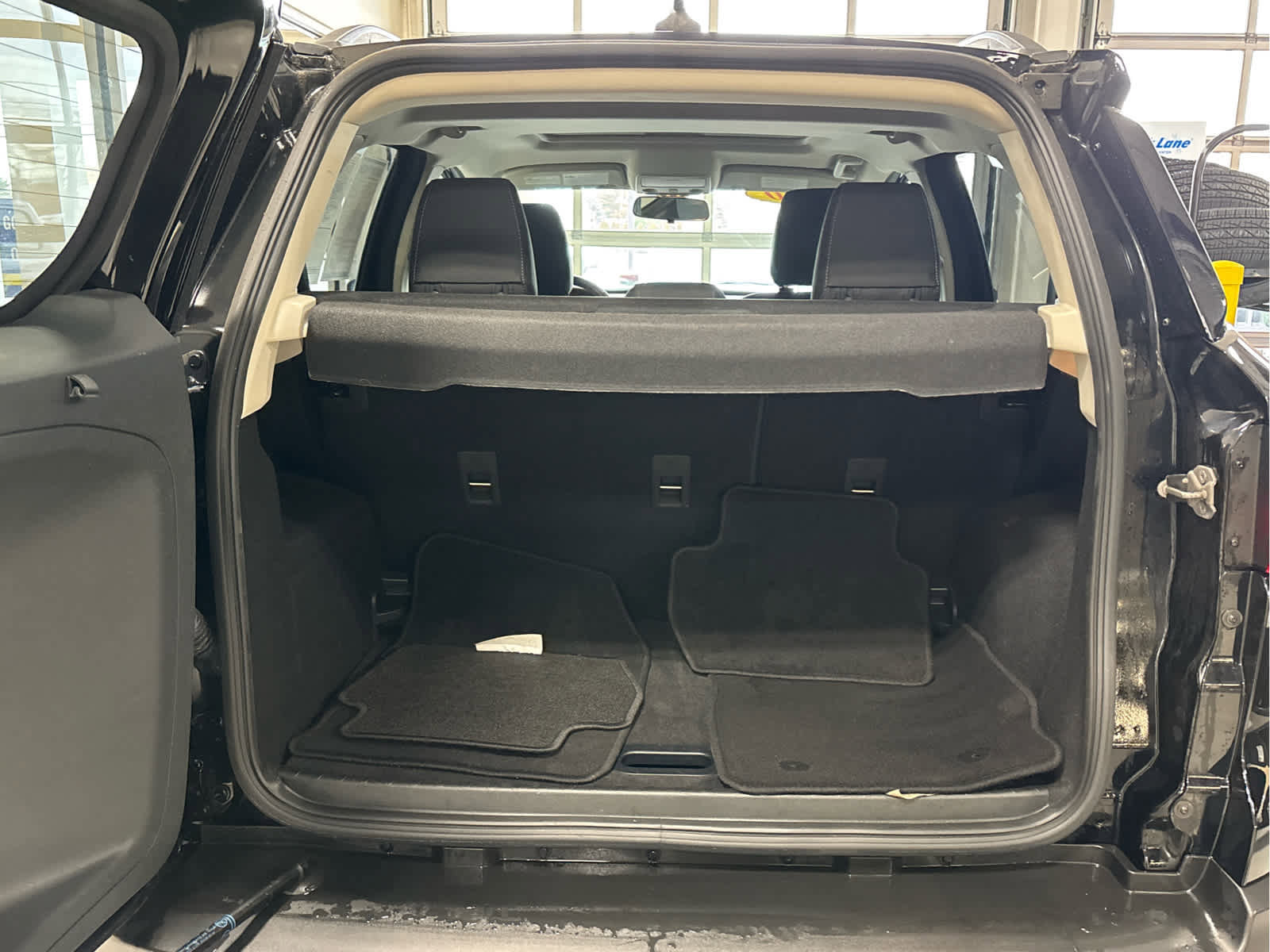 Used 2020 Ford EcoSport SE w/ SE Convenience Package image 10