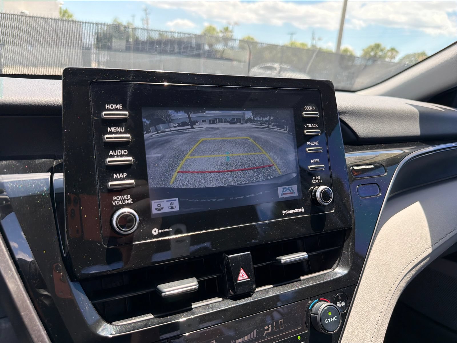 Used 2022 Toyota Camry SE w/ Convenience Package FWD image 23