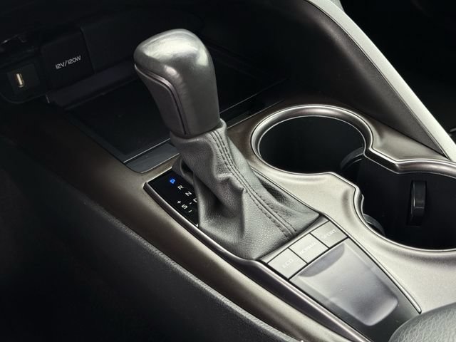 Used 2023 Toyota Camry SE w/ Convenience Package FWD image 19