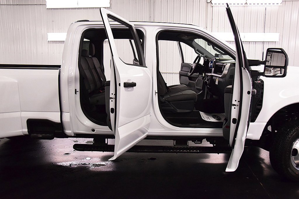 New 2026 Ford F350 XL image 32