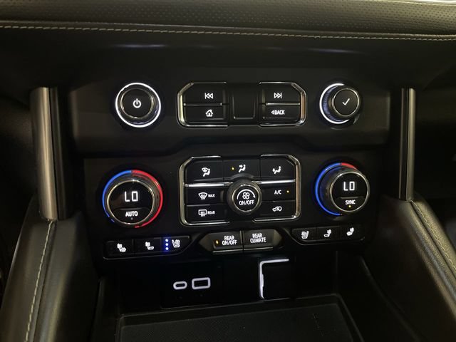 Used 2023 Chevrolet Tahoe Premier AWD/4WD image 18