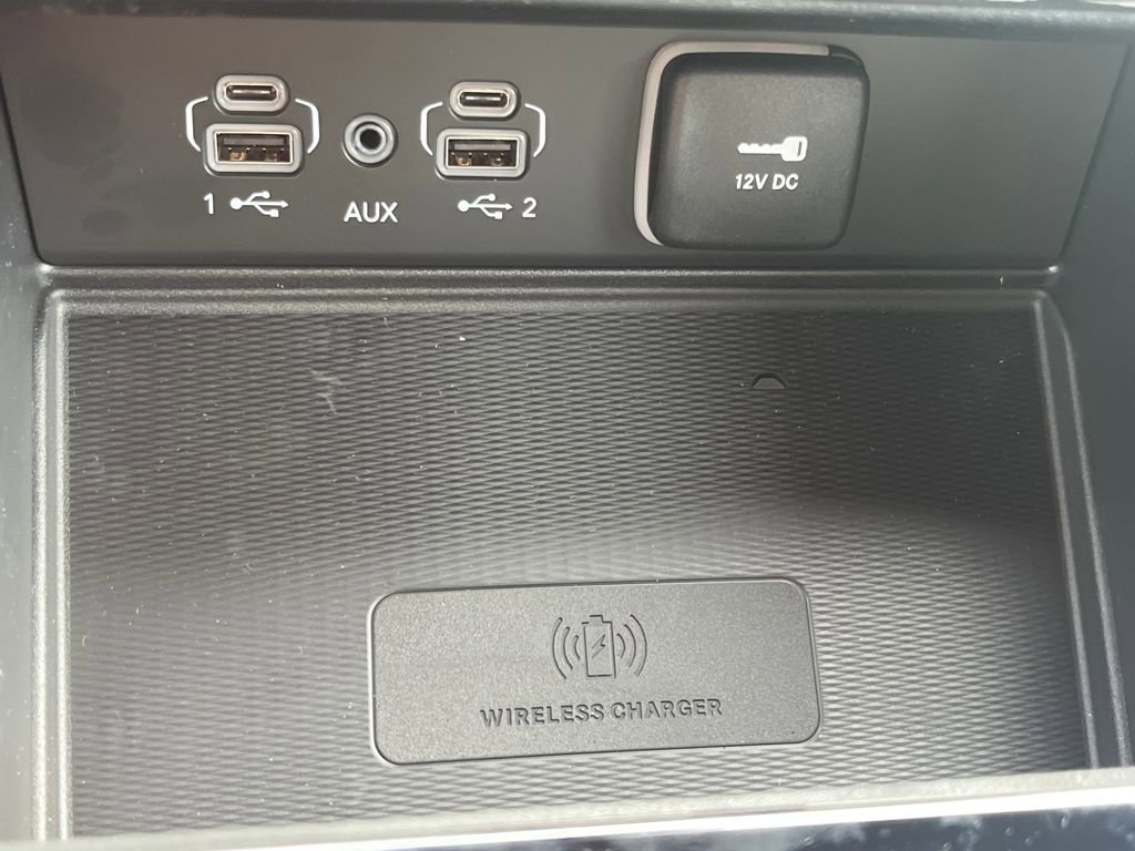 New 2025 Jeep Grand Cherokee Altitude AWD/4WD image 8