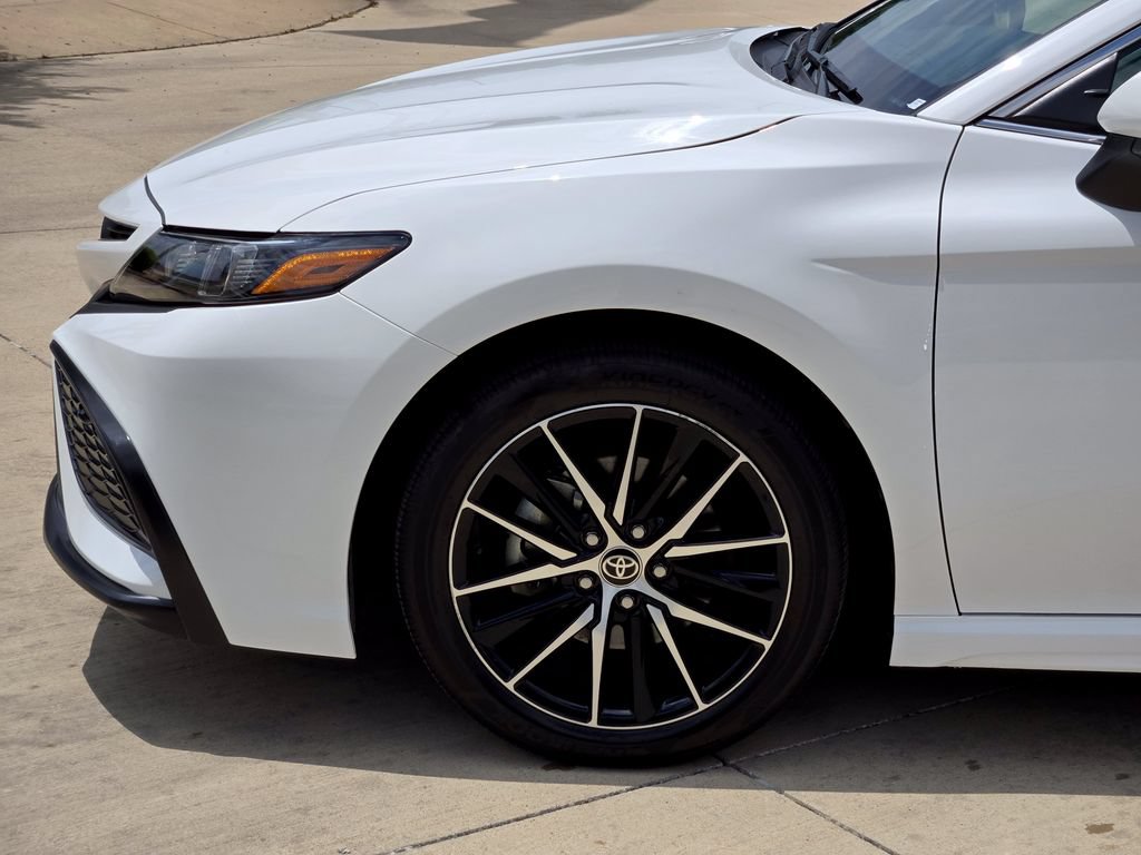 Certified 2024 Toyota Camry SE FWD image 6