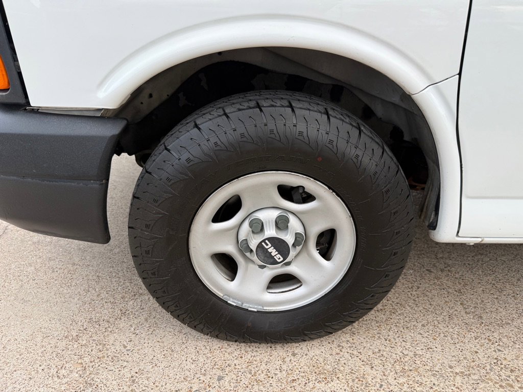 Used 2007 GMC Savana 1500 G1500 image 11