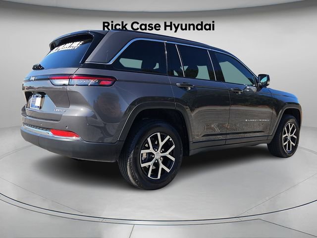 Used 2025 Jeep Grand Cherokee Limited image 7
