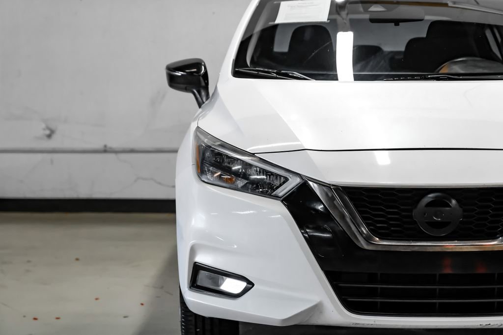 Used 2020 Nissan Versa SR w/ Convenience Package FWD image 45