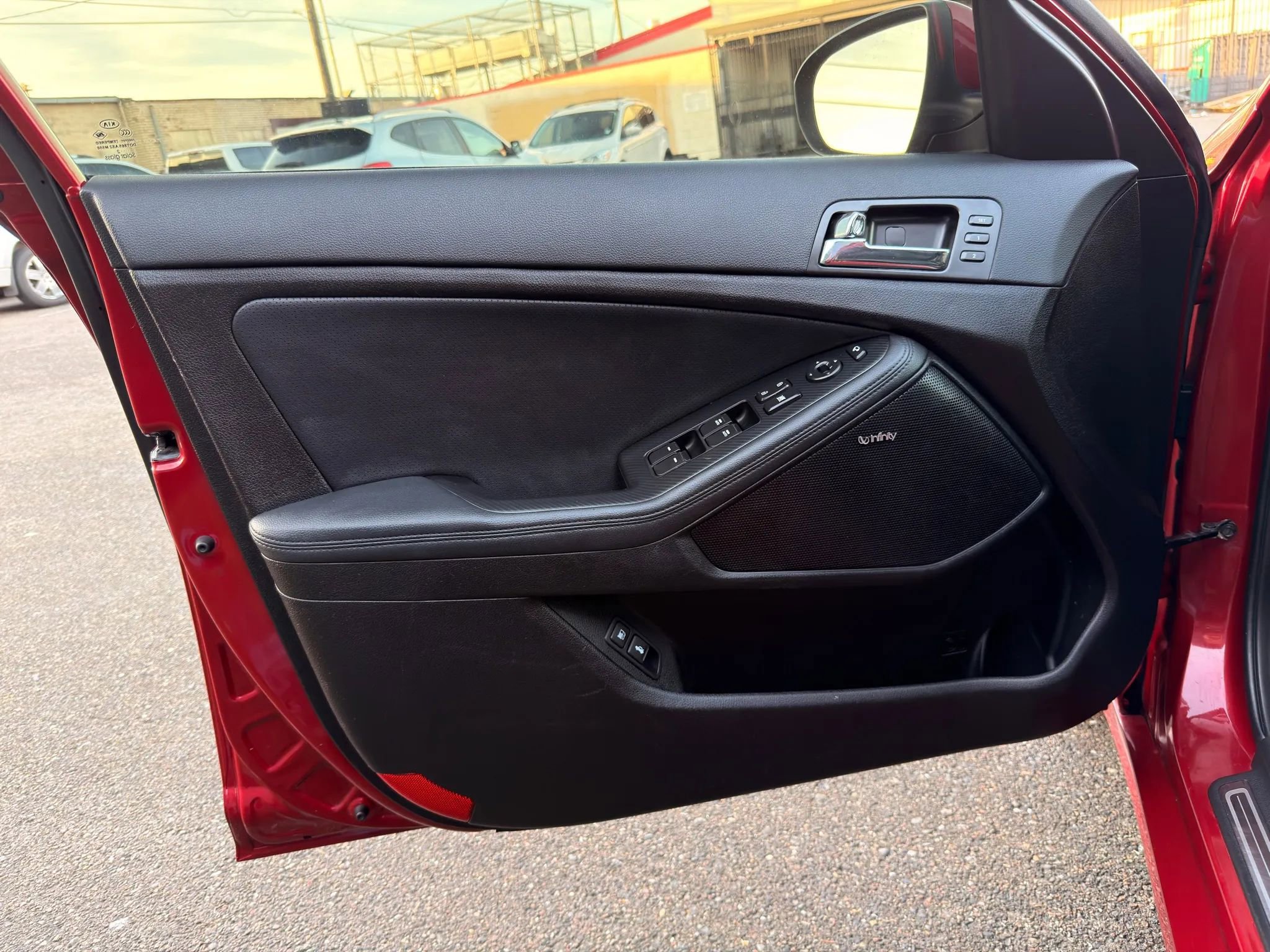 Used 2012 Kia Optima SX w/ Premium Touring Pkg image 39