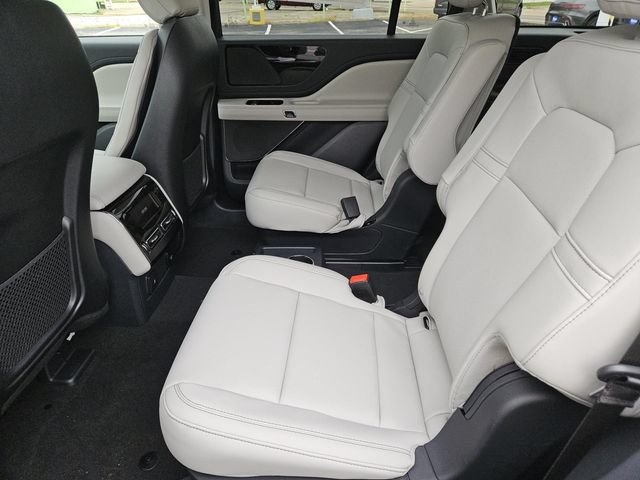 New 2026 Lincoln Aviator 2WD image 20