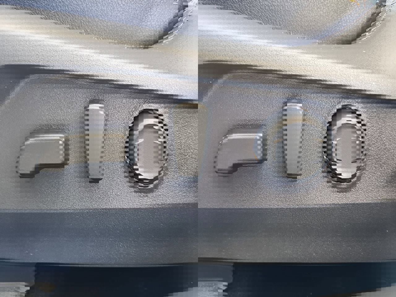 Certified 2025 Subaru Outback Wilderness image 30