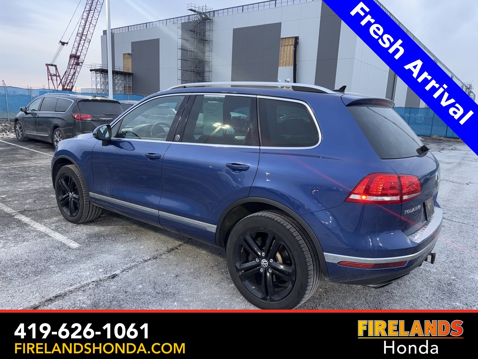 Used 2017 Volkswagen Touareg Wolfsburg Edition image 3