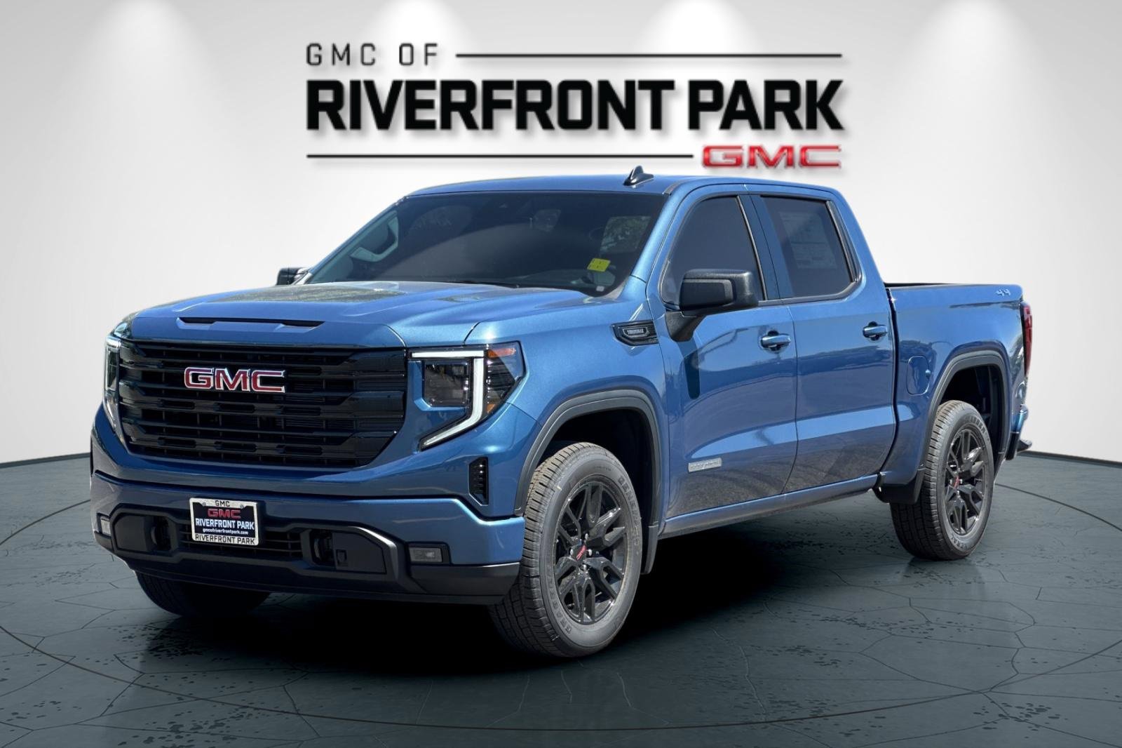 New 2025 GMC Sierra 1500 Elevation image 7