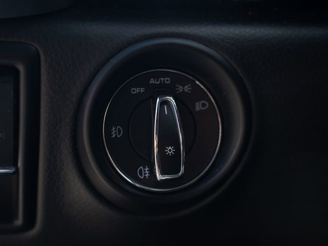 Certified 2017 Porsche Cayenne Platinum Edition AWD/4WD image 29