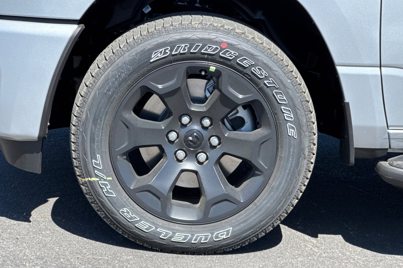 New 2026 RAM 1500 Express AWD/4WD image 23