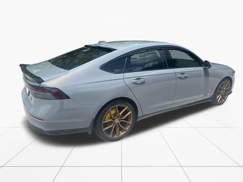 Used 2025 Honda Accord Touring image 8