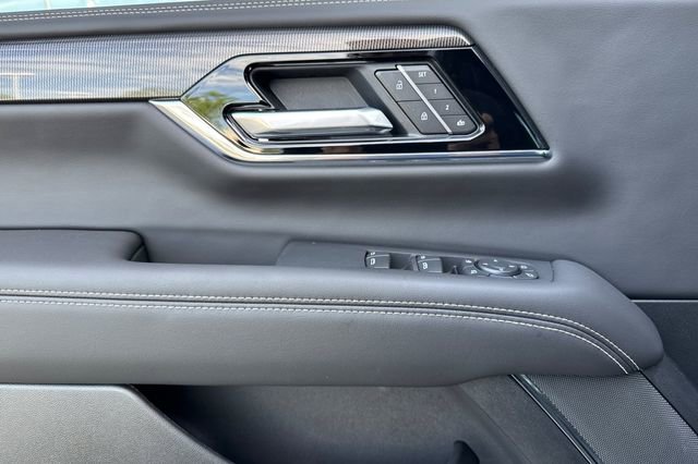 New 2025 GMC Yukon XL Elevation image 11